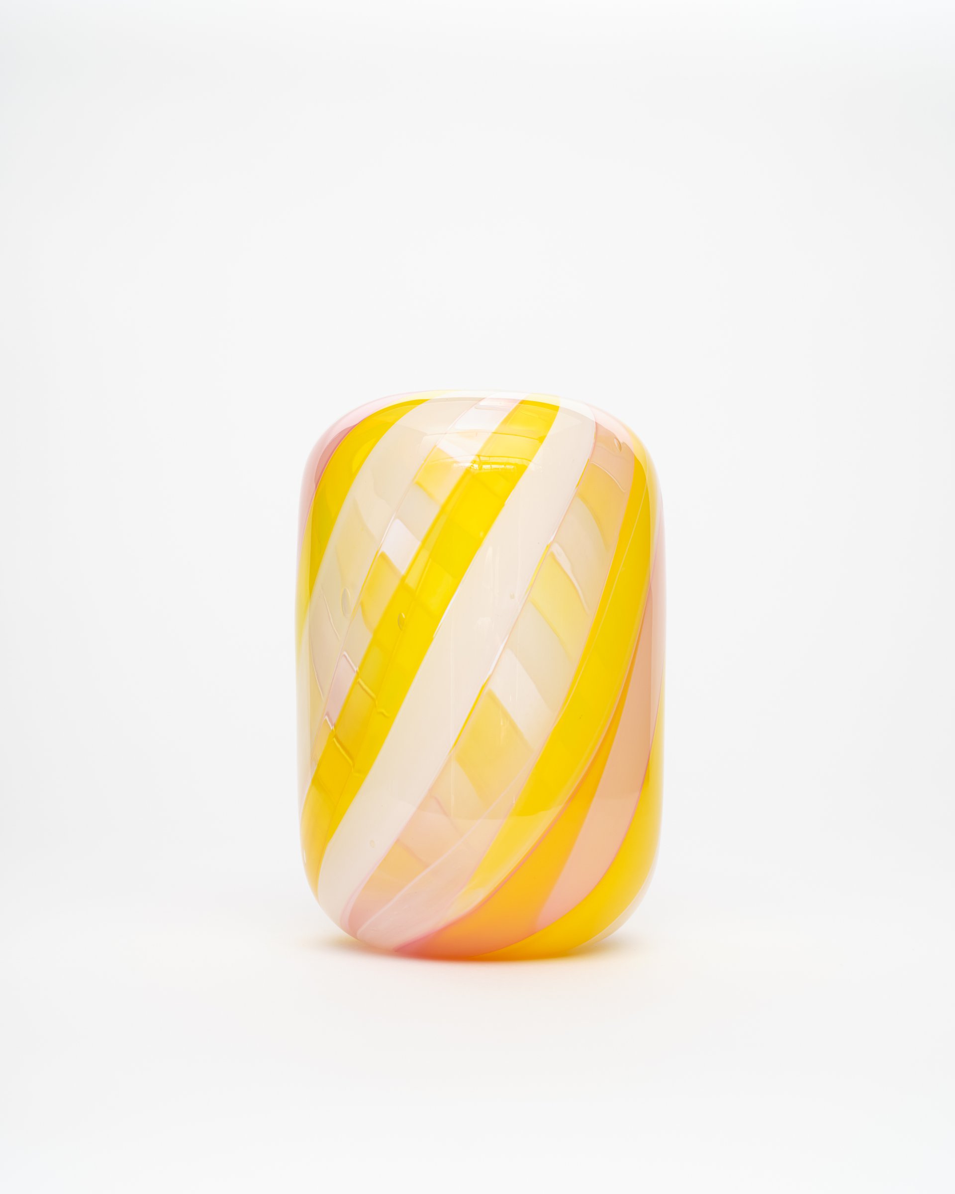 Marshmallow Vase 4