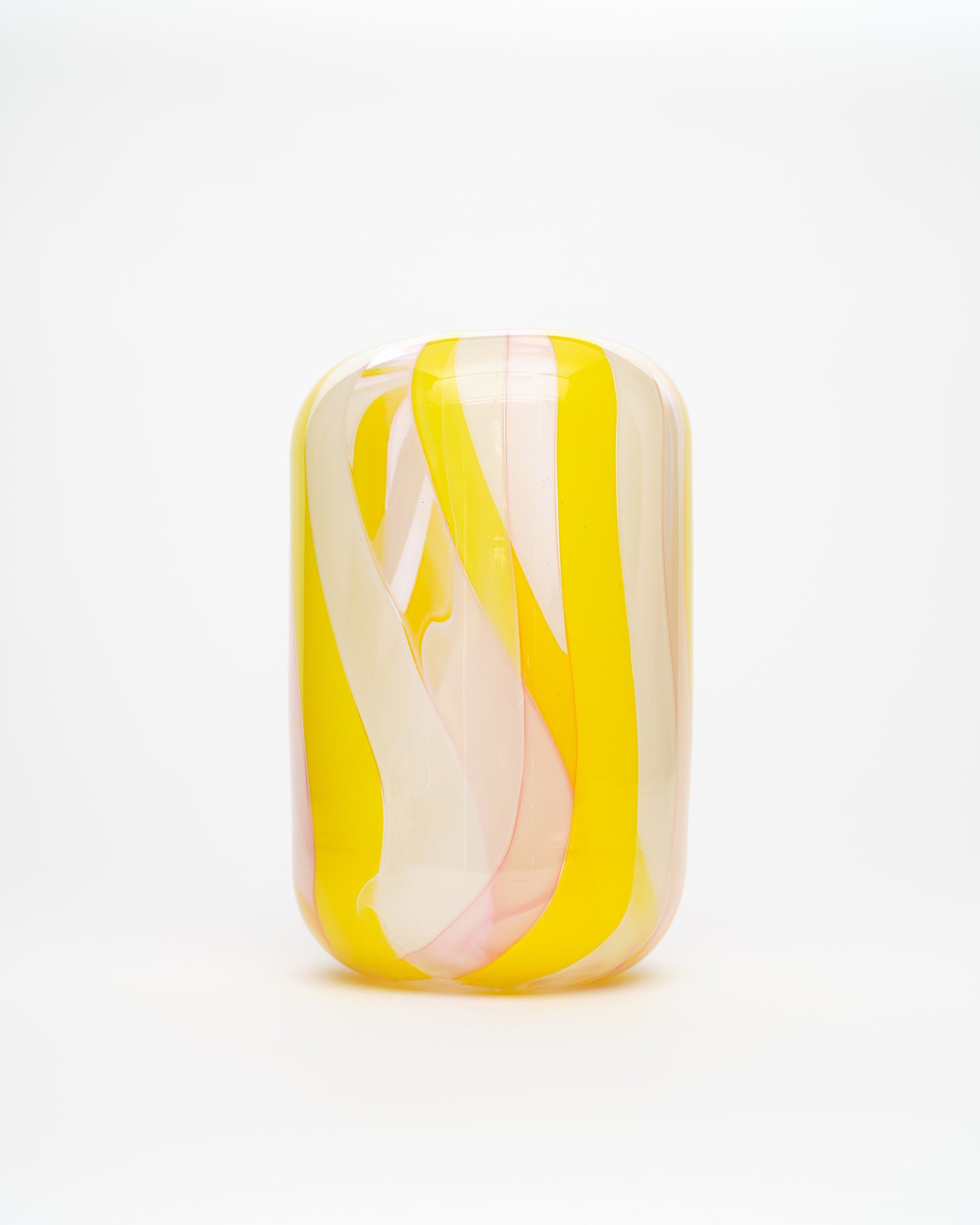 Marshmallow Vase 1