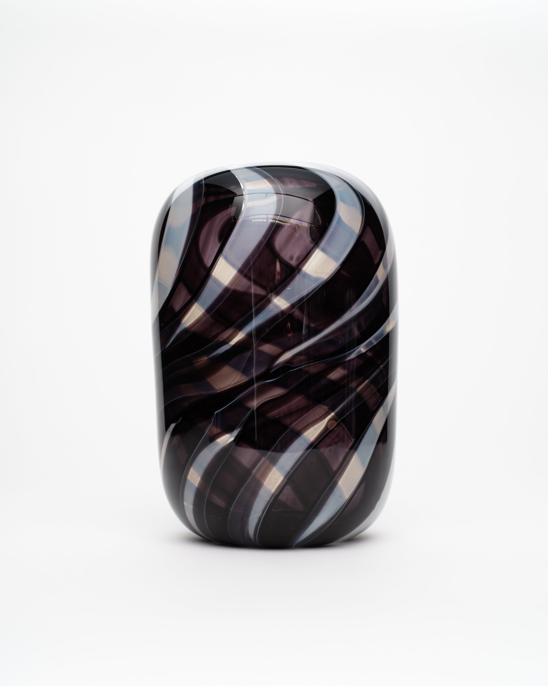 Black Vase 6